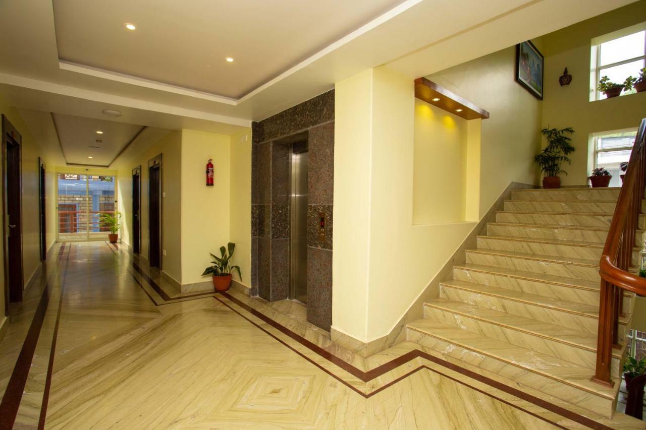 Hotel Lake Paradise Pokhara Esterno foto