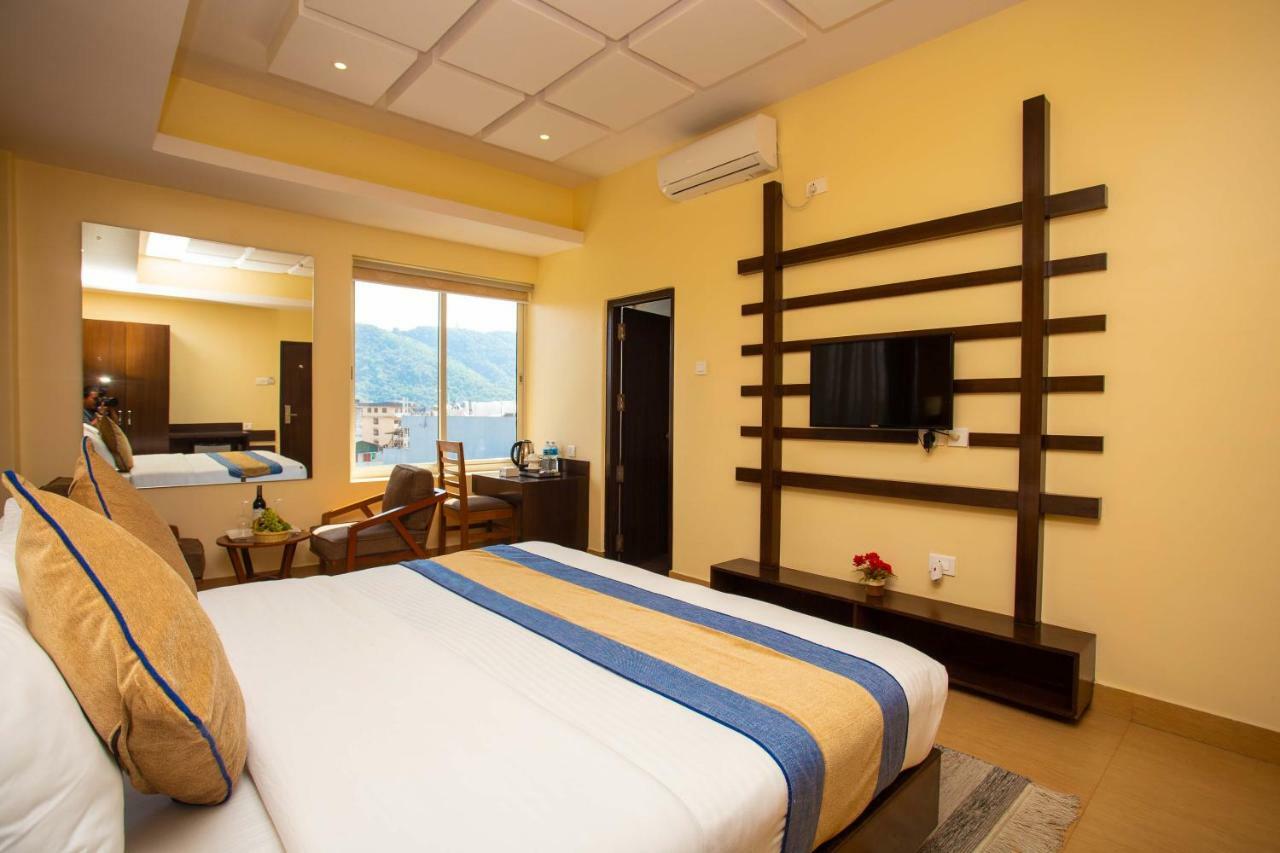 Hotel Lake Paradise Pokhara Esterno foto